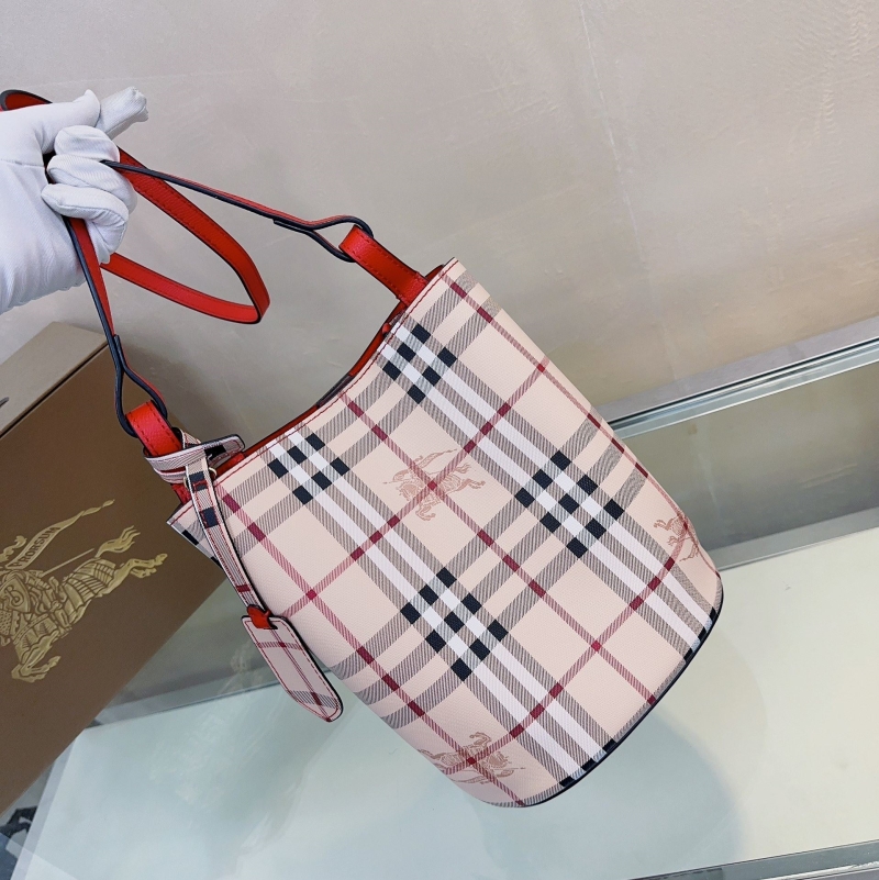 Bv*b*rry hobo bags
